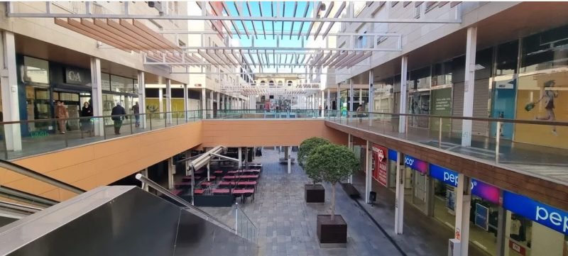 Piso en venta en Plaza Evarist Fàbregas i Pam
